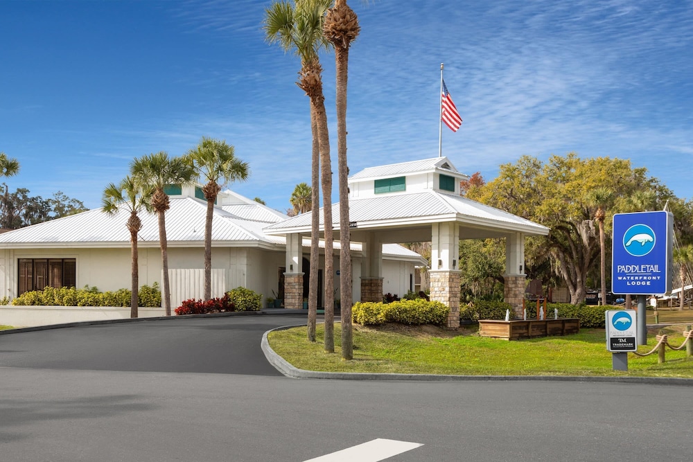 PaddleTail Waterfront Lodge, Trademark Collection by Wyndham 57/67