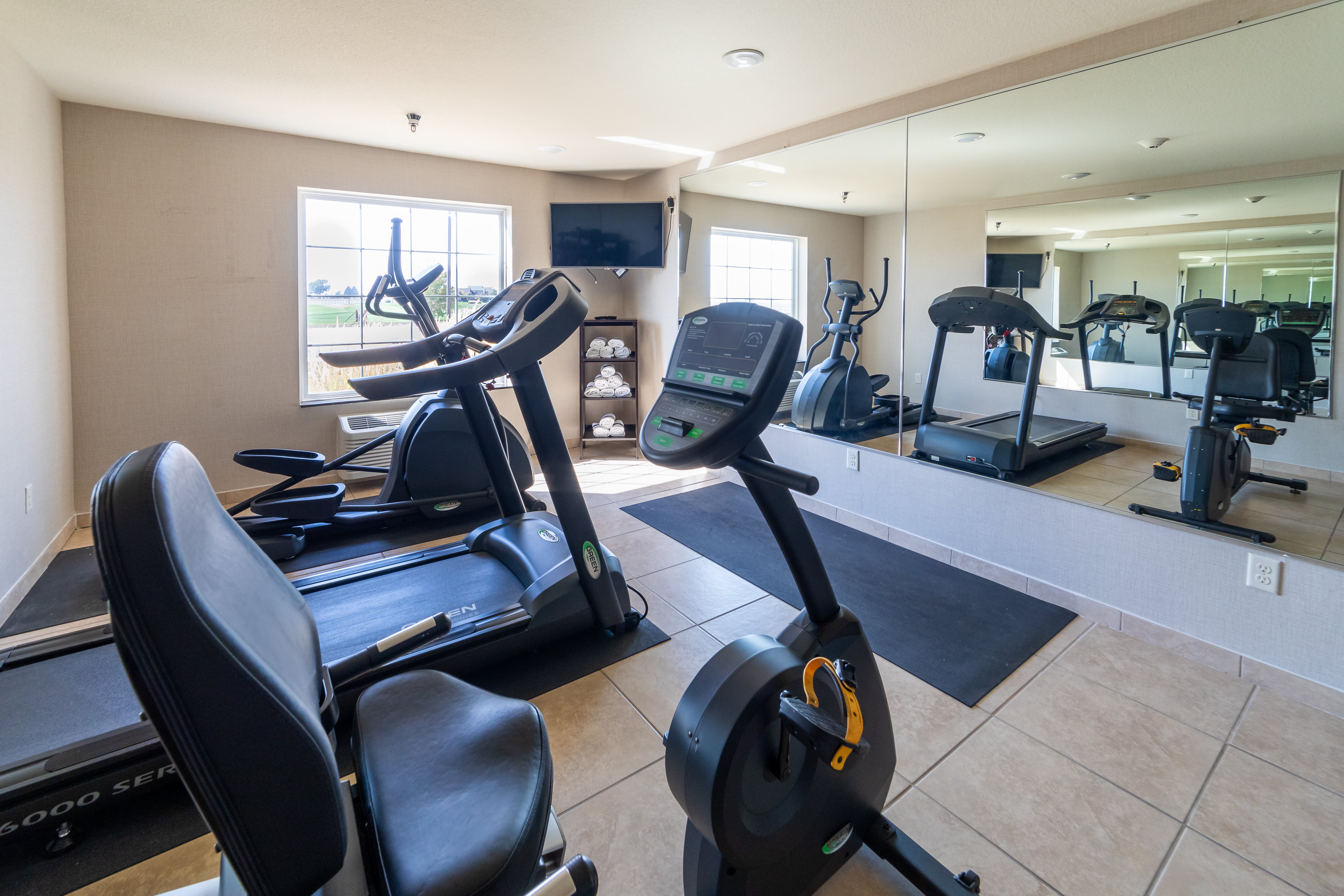 Cobblestone Inn Suites Eaton Co 38/72
