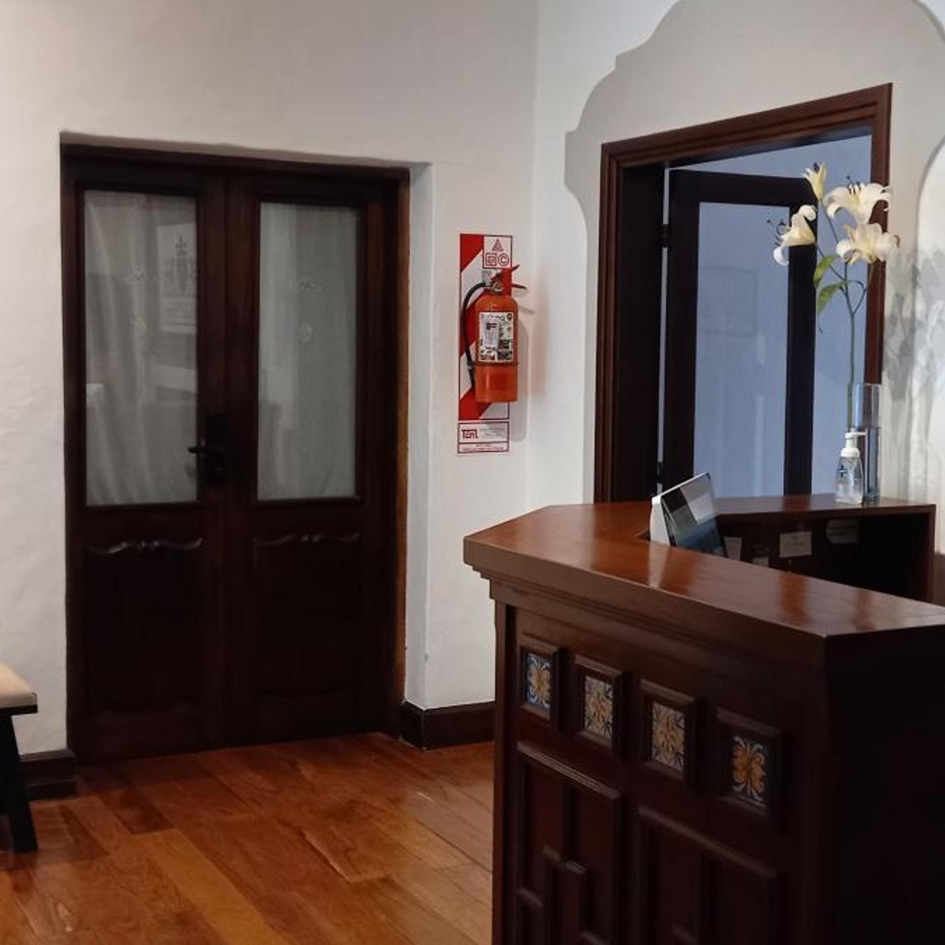 Del Virrey Hotel 5/46