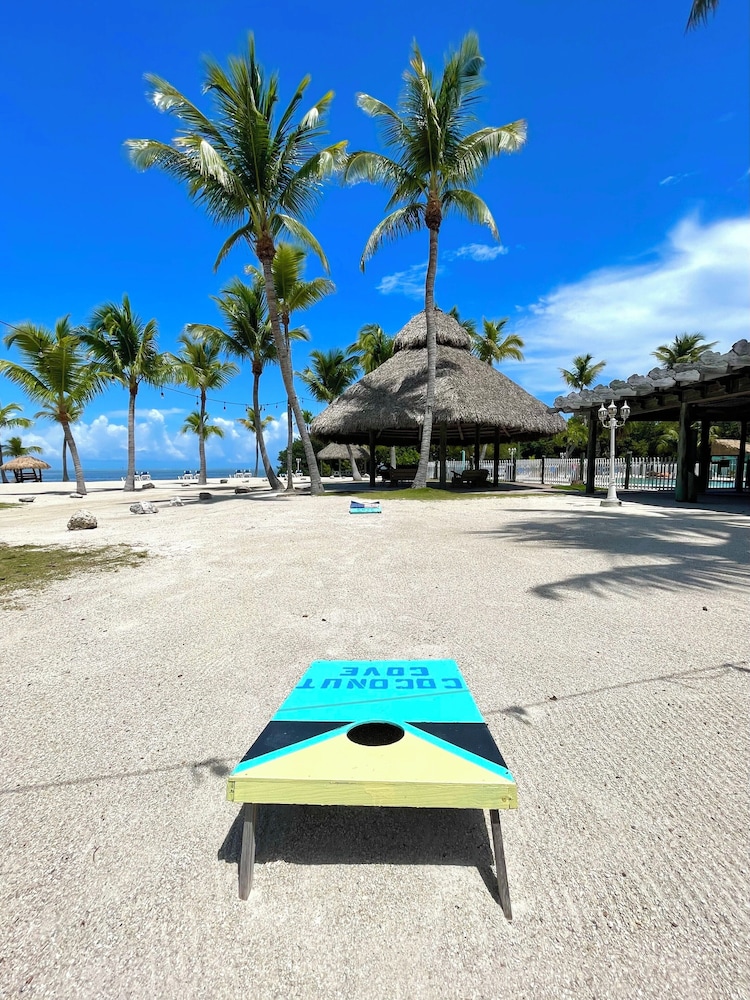 Coconut Cove Resort and Marina 24/50