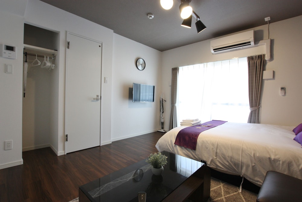 Forest Inn Tenjin Minami 16/60