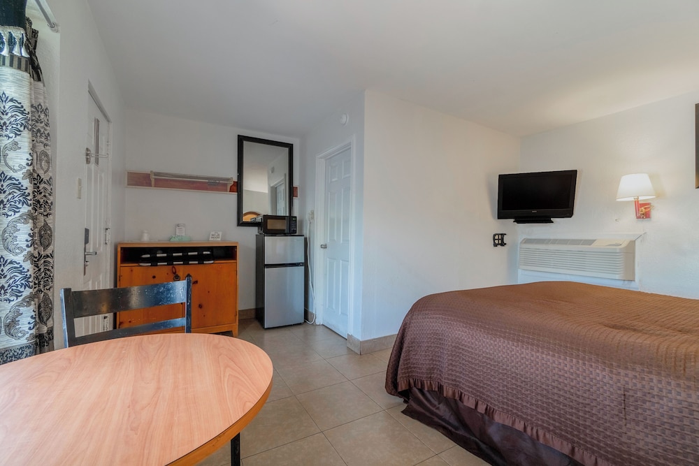 غرفة بسرير كينج، Pelican Inn by Belvilla Aransas Pass, TX 4/7