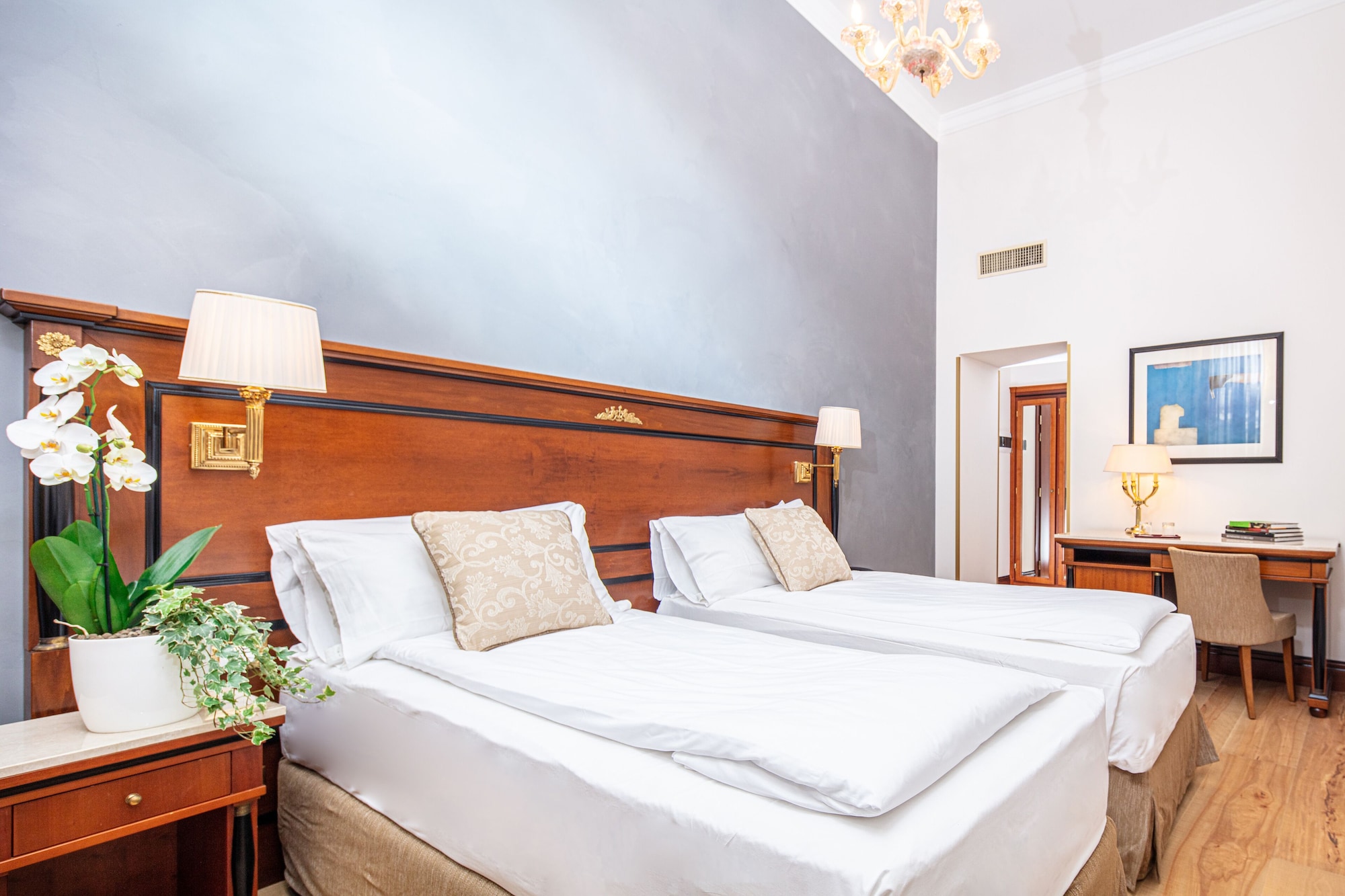 CLASSIC, DOUBLE BED