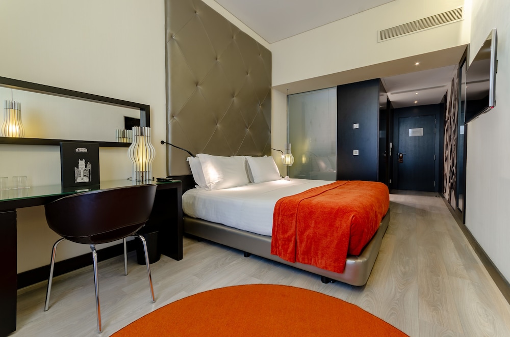 Hotel Santa Justa Lisboa 16/68
