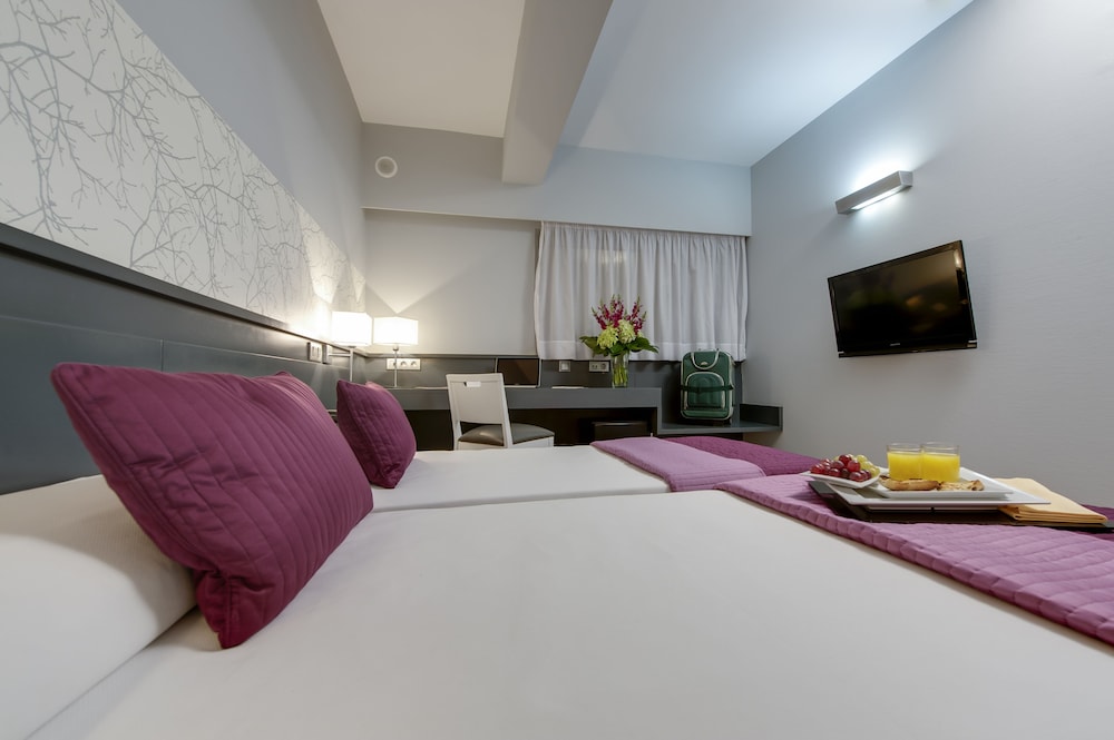 Hostal Torrejon 17/63
