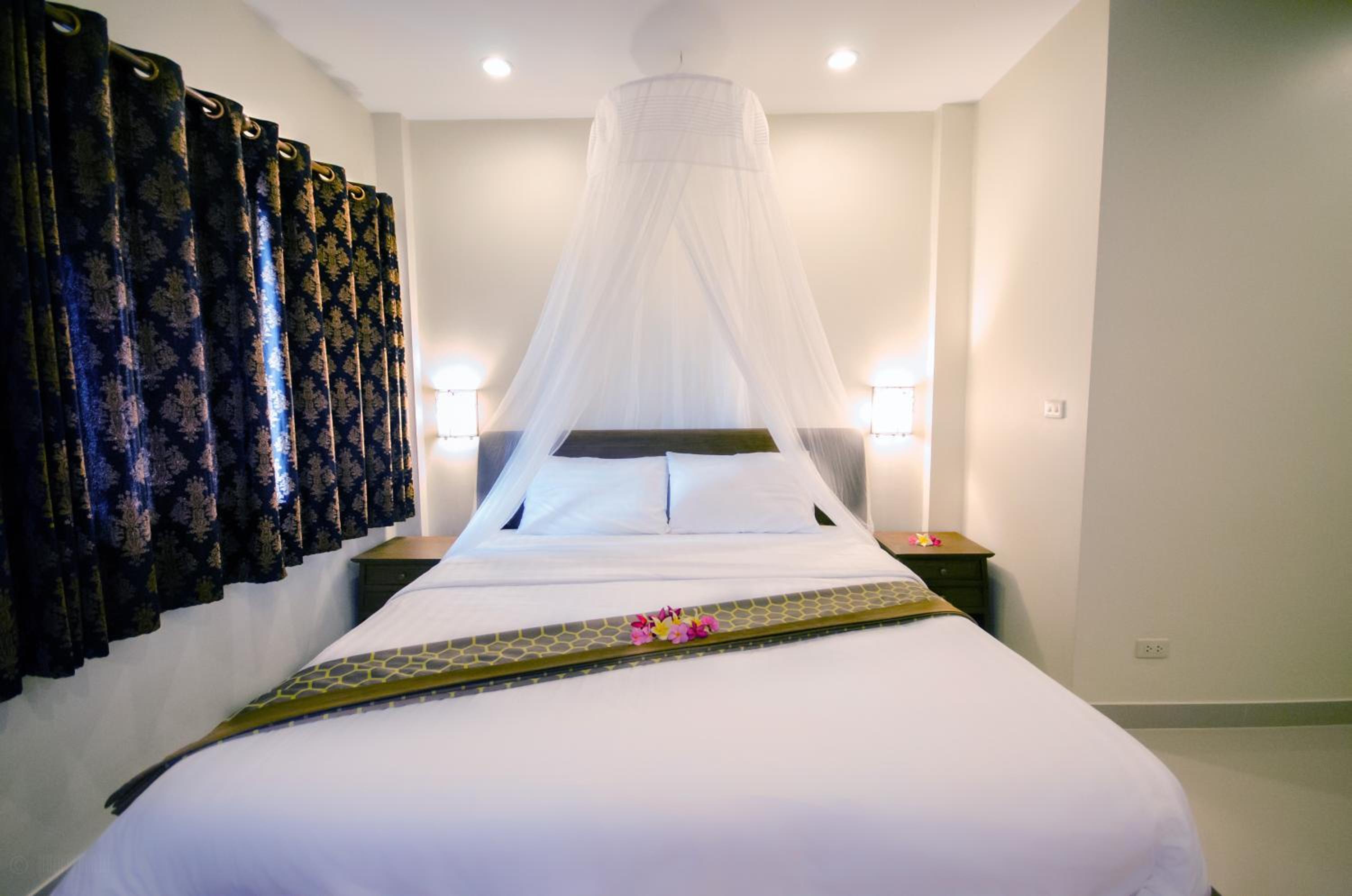 Duplex, Apartment, King Bed, Sofa
