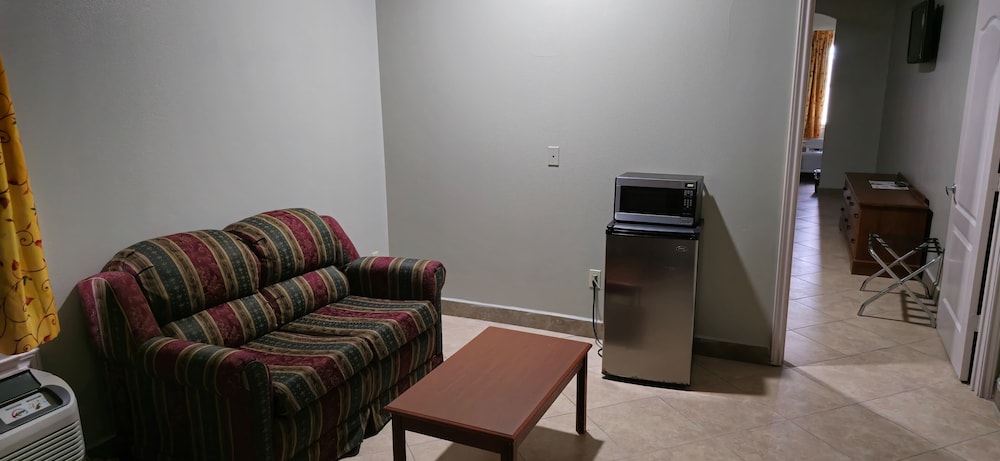 Texas Inn and Suites - Rio Grande Valley 45/62