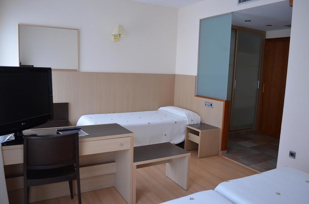 Hotel Santa Anna 40/50