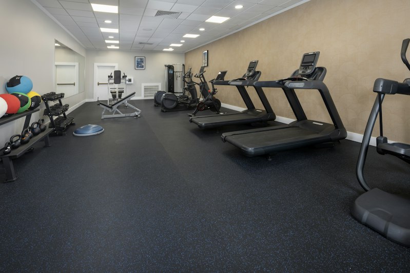 DoubleTree by Hilton Kansas City Airport 3/7