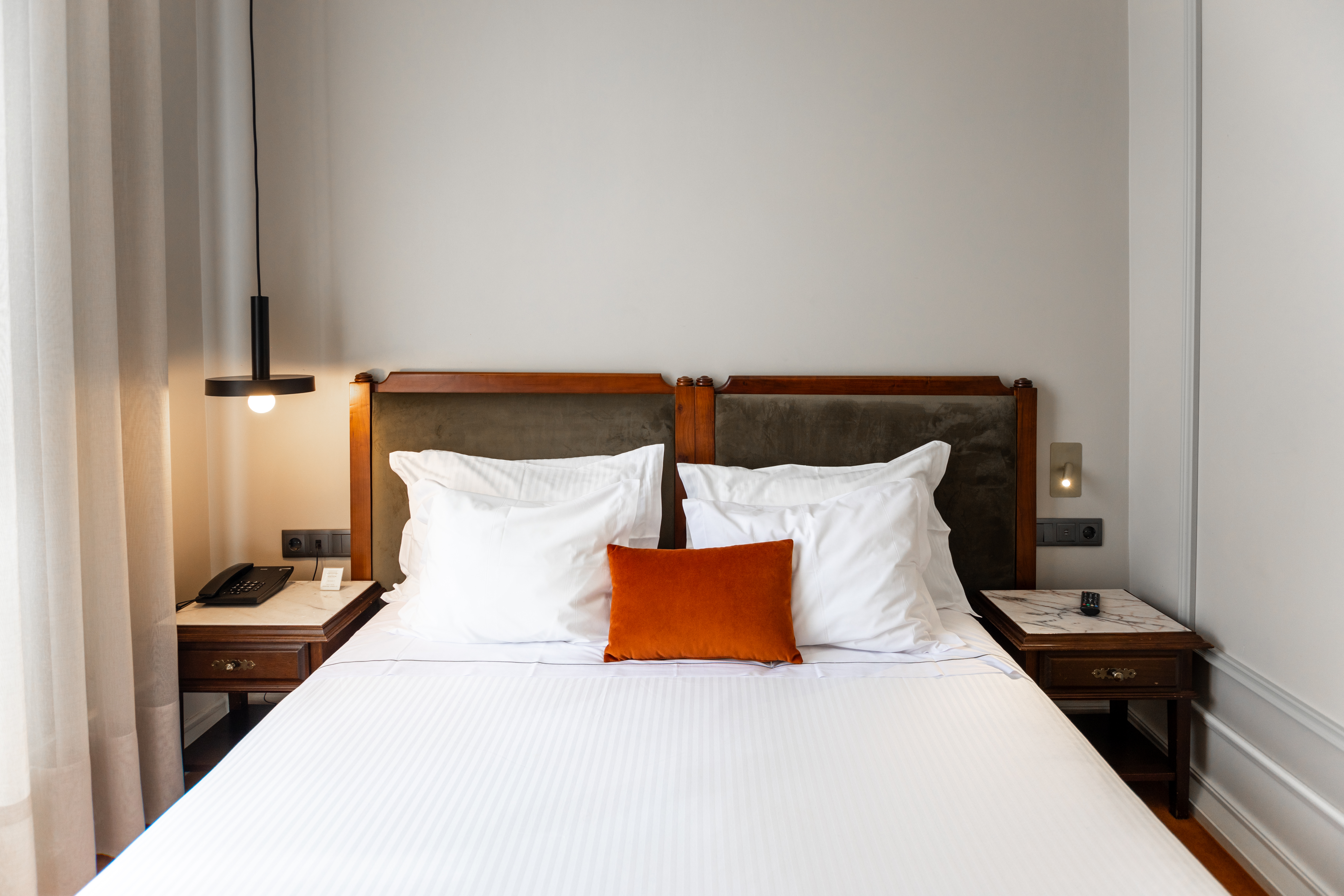 Avenida Boutique Hotel 25/50