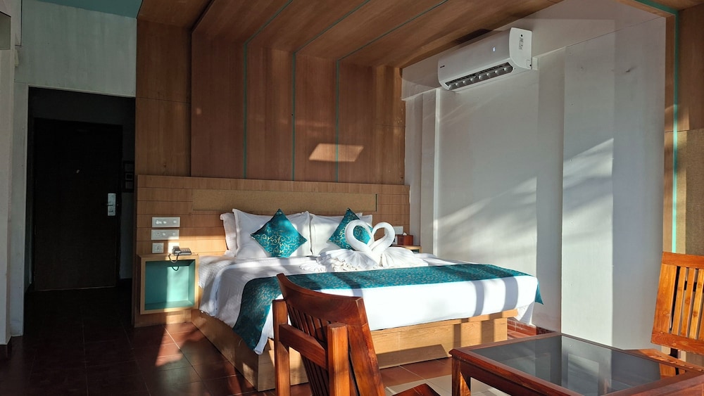 WAYANAD SILVERWOODS RESORT 27/55
