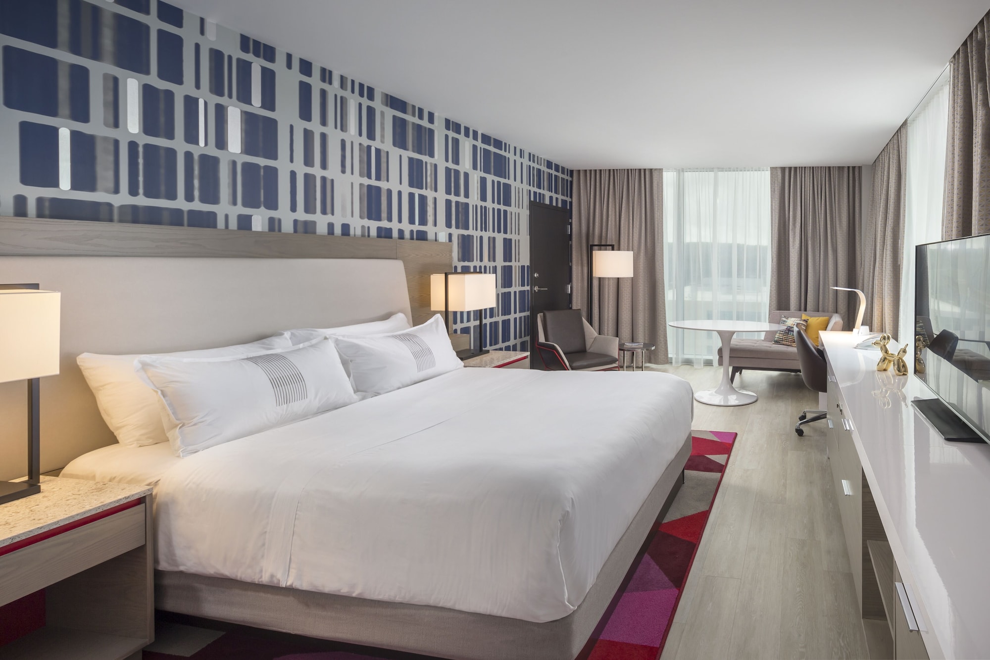 Junior Suite, Corner