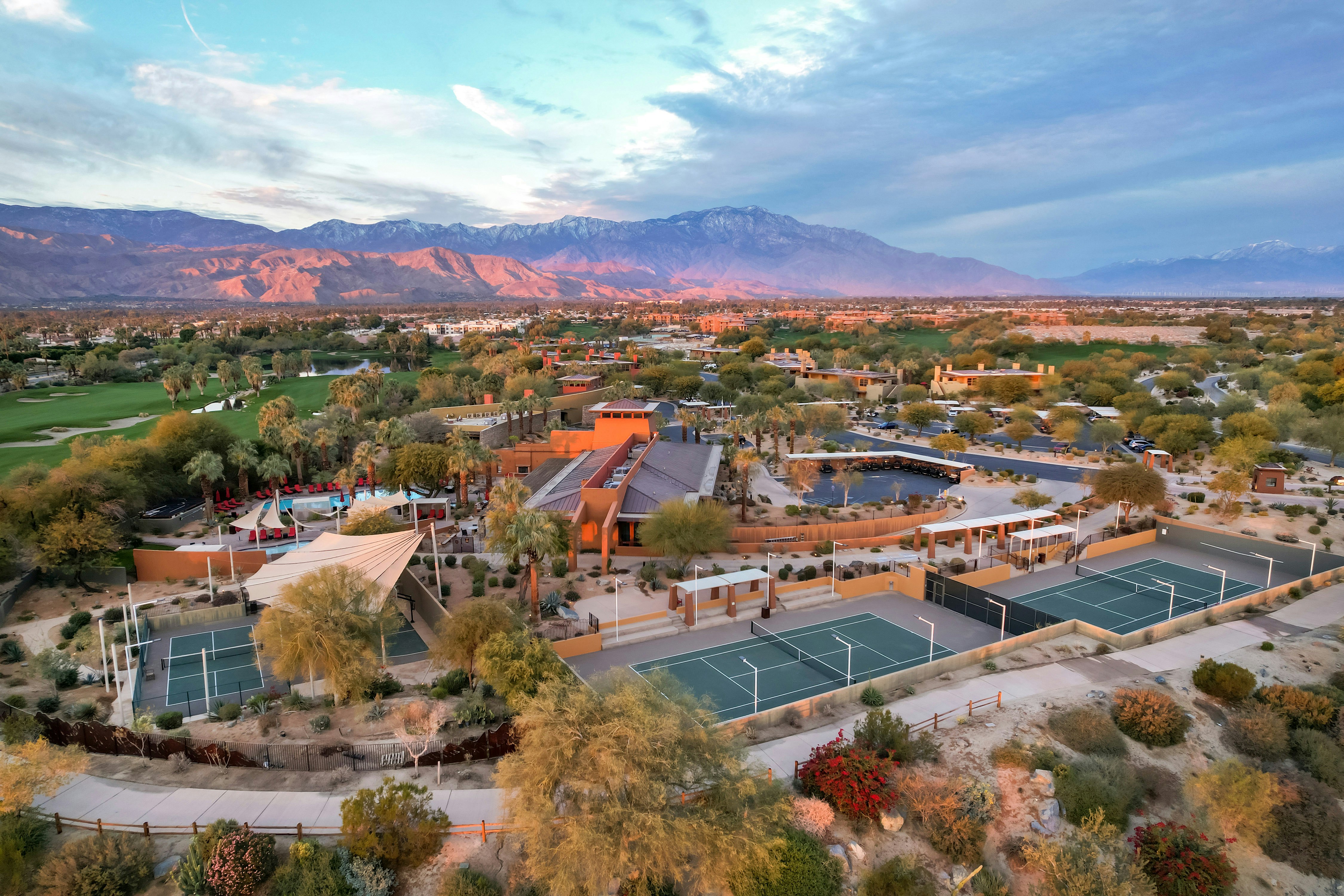 Hilton Grand Vacations Club Palm Desert 20/22