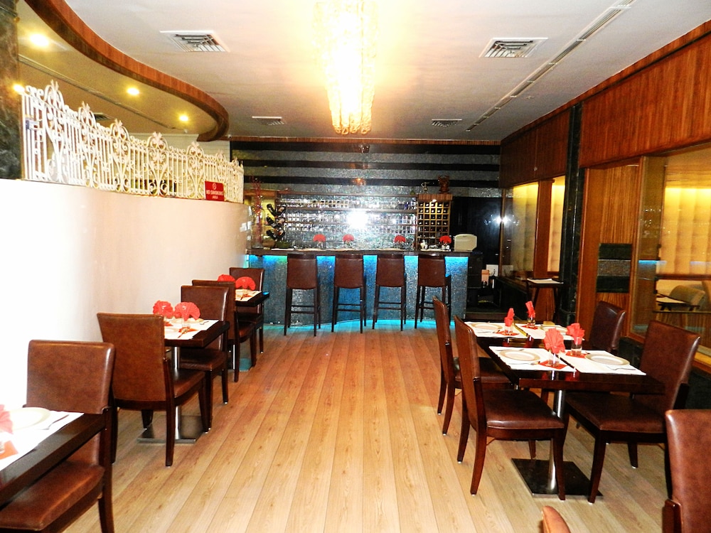 Hotel Amarpreet, Aurangabad - AM Hotel Kollection 35/50