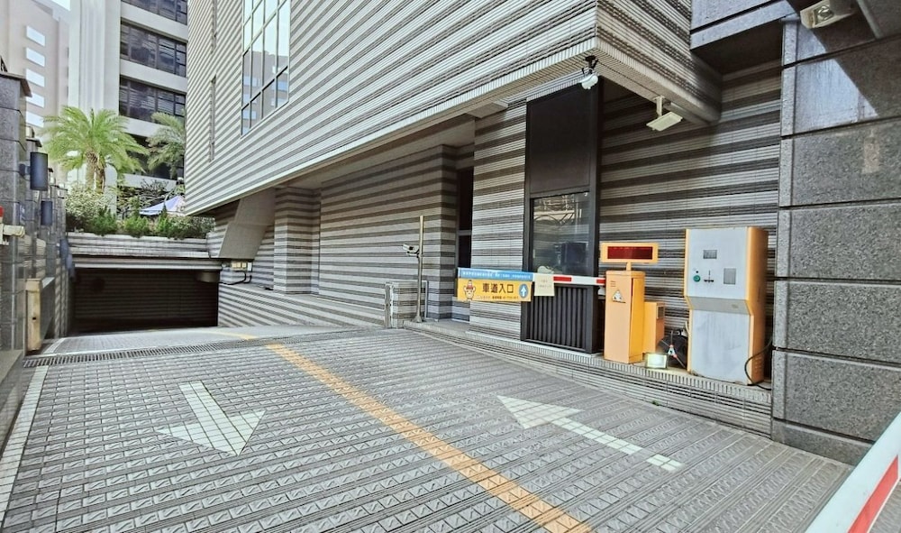 S Aura Hotel 43/50