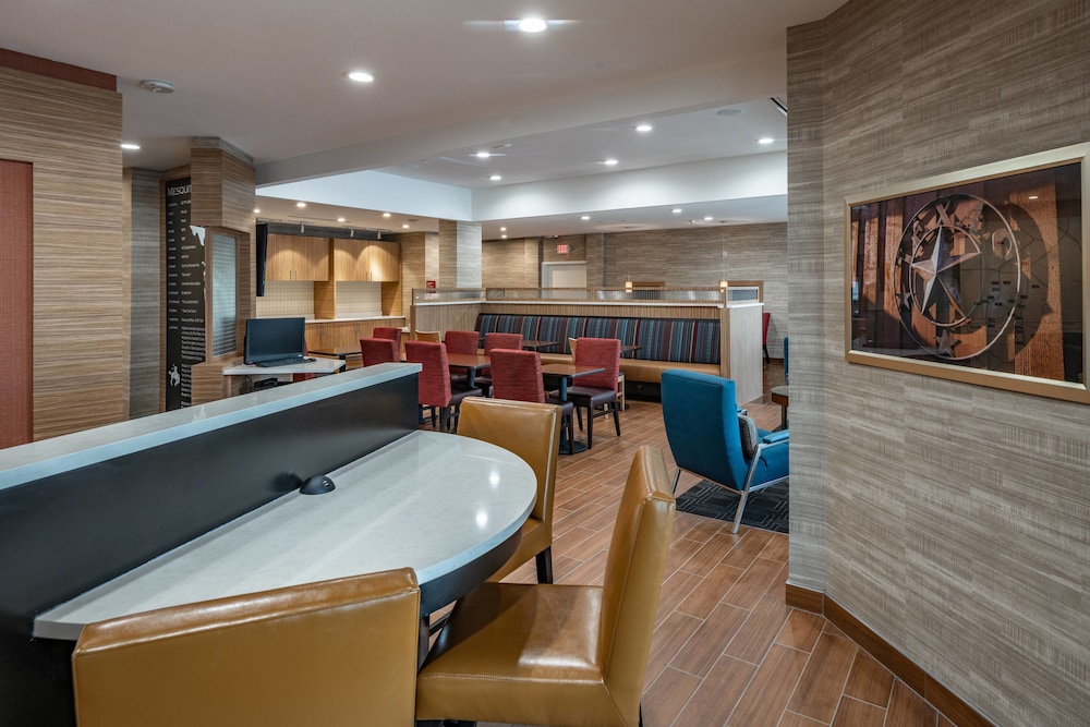 Towneplace Suites Dallas Mesquite 10/56