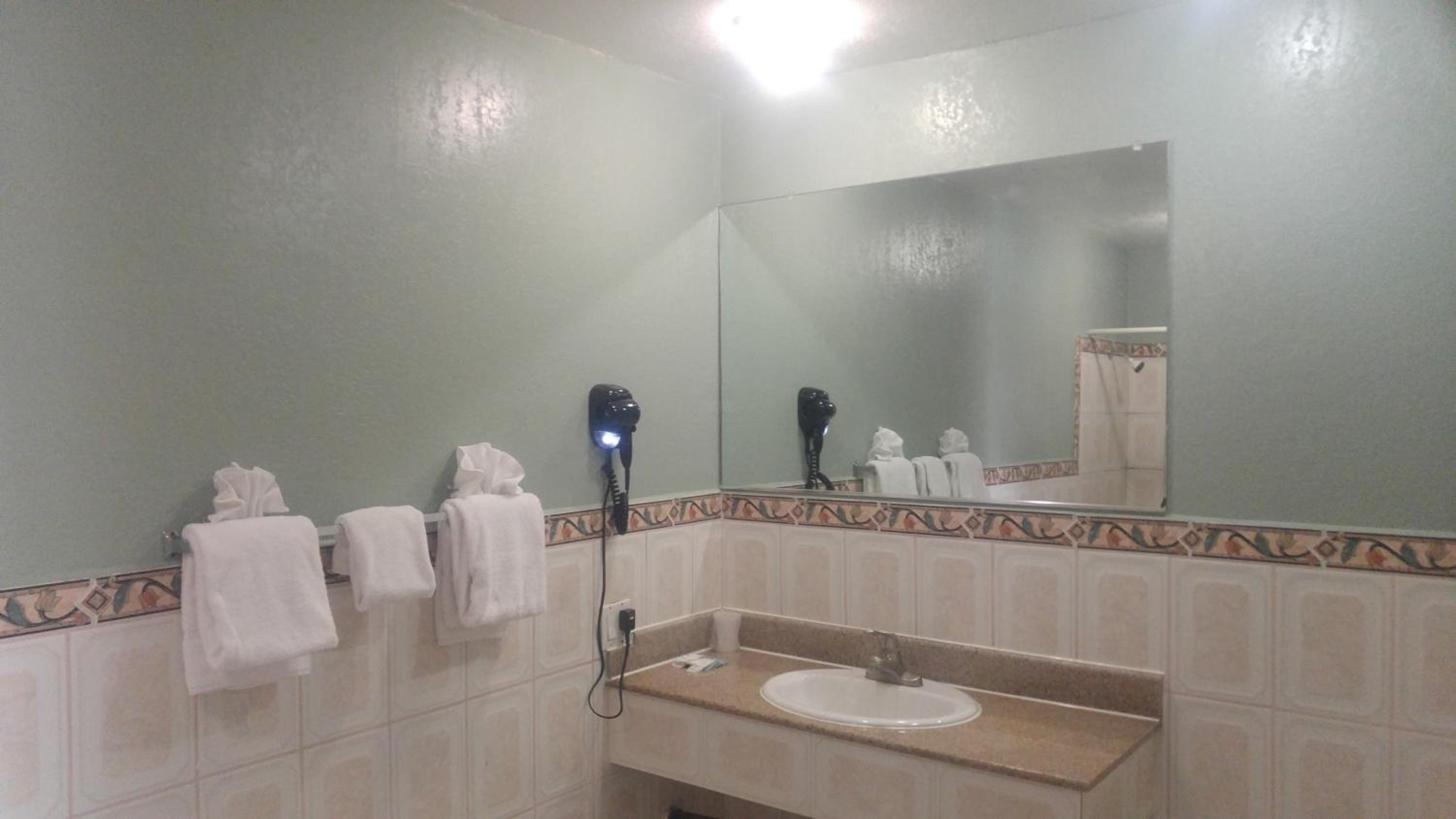 Standard, King Bed, Riviera Motel 5/5