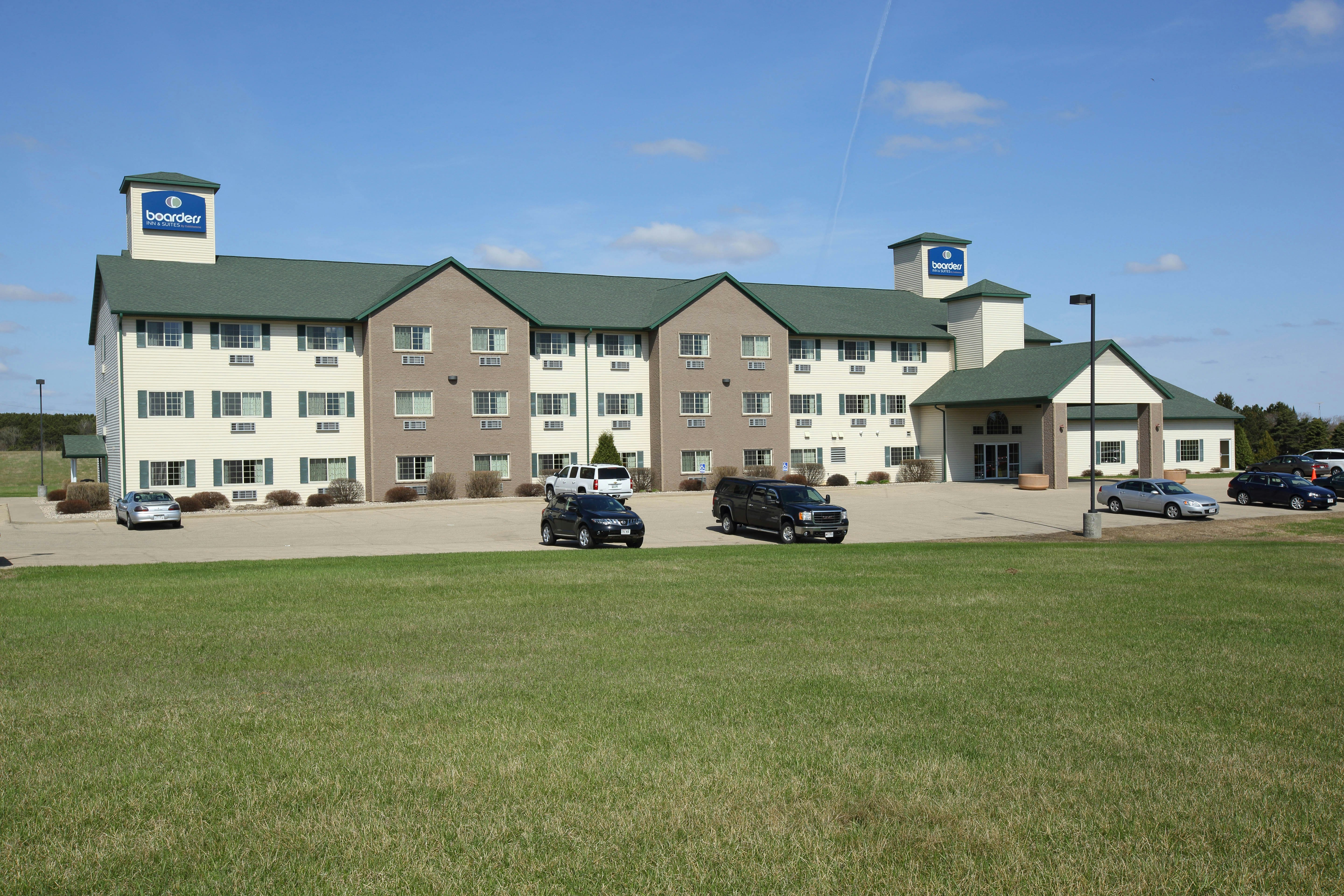 Boarders Inn Amp Suites 3/63
