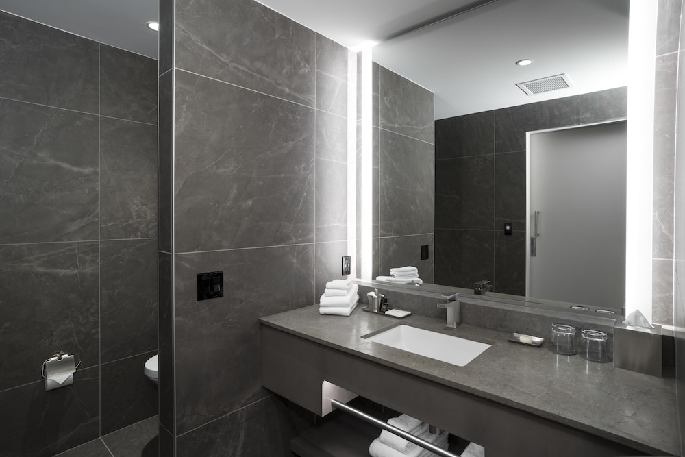 Innovation Hotel 30/30