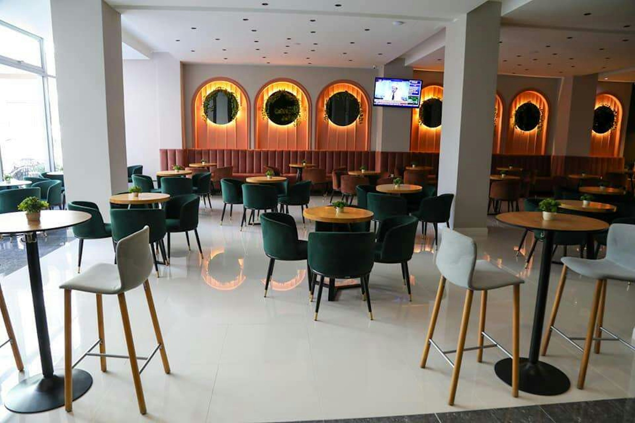 Ajsel Hotel 35/45