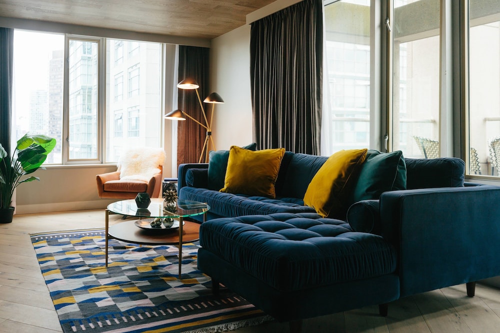 Delta Hotels by Marriott Vancouver Downtown Suites 11/49
