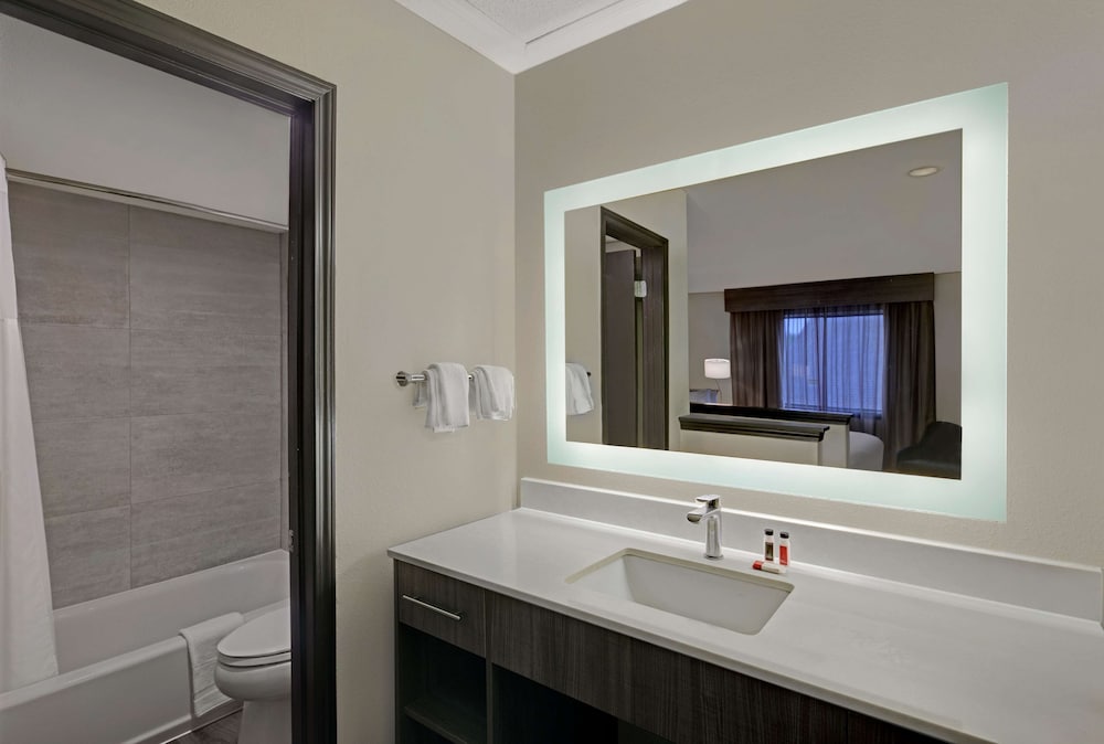 Best Western Fishkill Inn and Suites 20/53