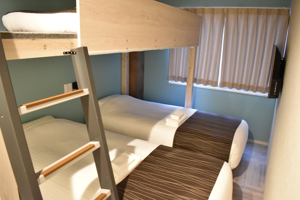 Shinsaibashi House 26/47