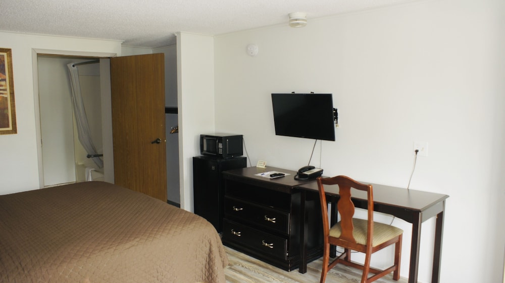 Knights Inn Bridgeport/Frankenmuth 16/19