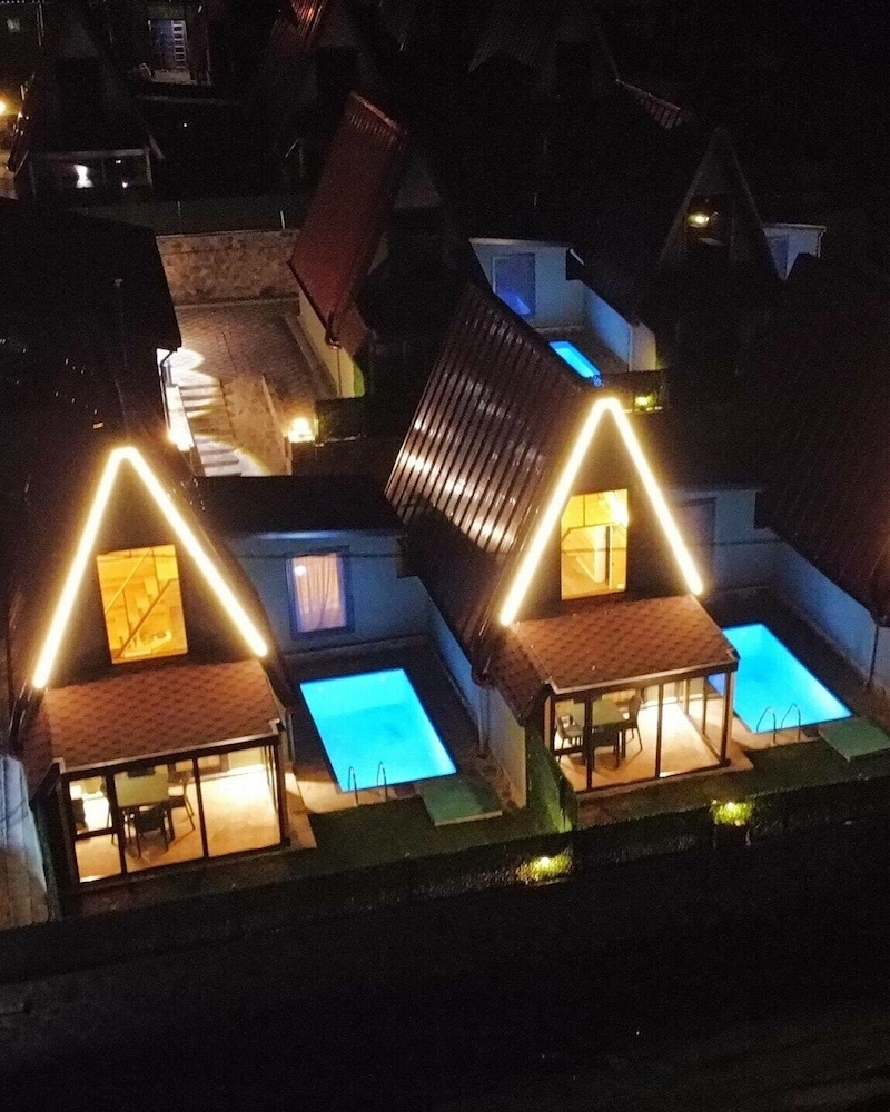 Patya Bungalov 2/50