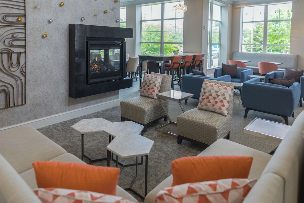 Hilton Garden Inn Freeport Downtown Me 32/62
