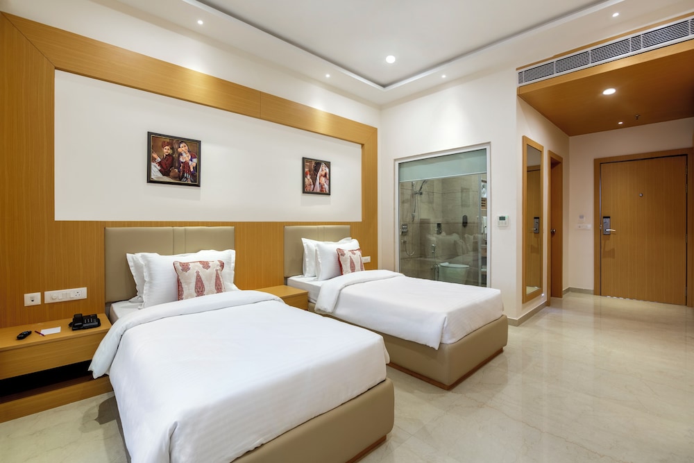 Sterling Aravalli Udaipur 33/65