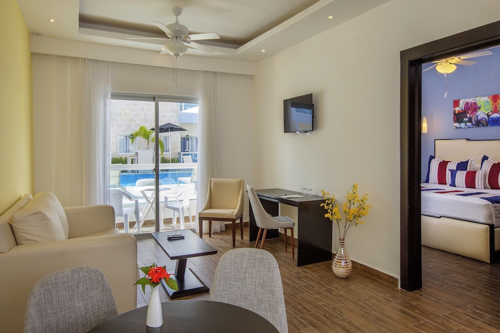 Whalaurban Punta Cana 34/56