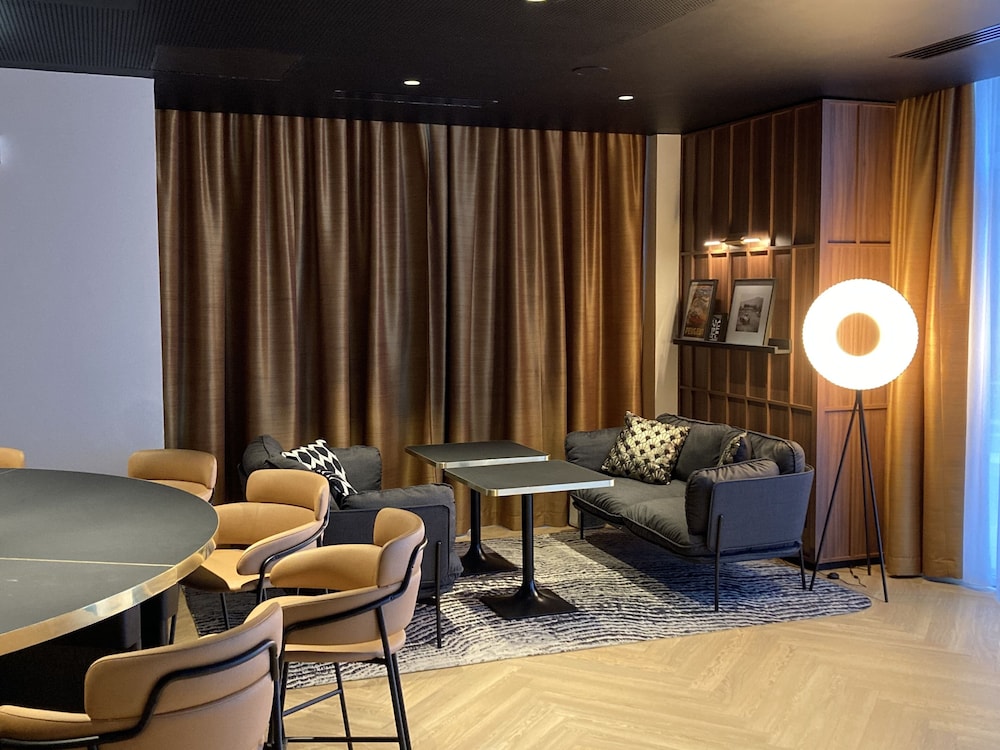Mercure Lyon Centre Saxe Lafayette 34/50
