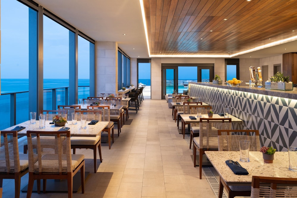 JW Marriott Clearwater Beach Resort & Spa 35/50