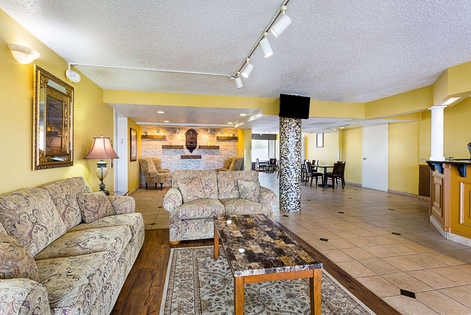 Parkway Inn of Birmingham 10/22