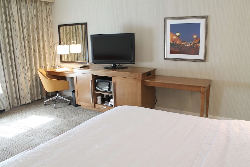 Hampton Inn Cape Girardeau I 55 East Mo 16/46