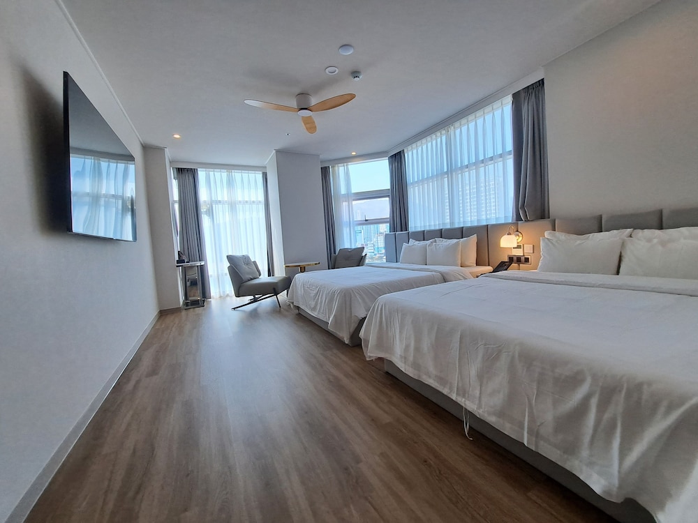 Style, Ocean, Family, 2 Double Beds