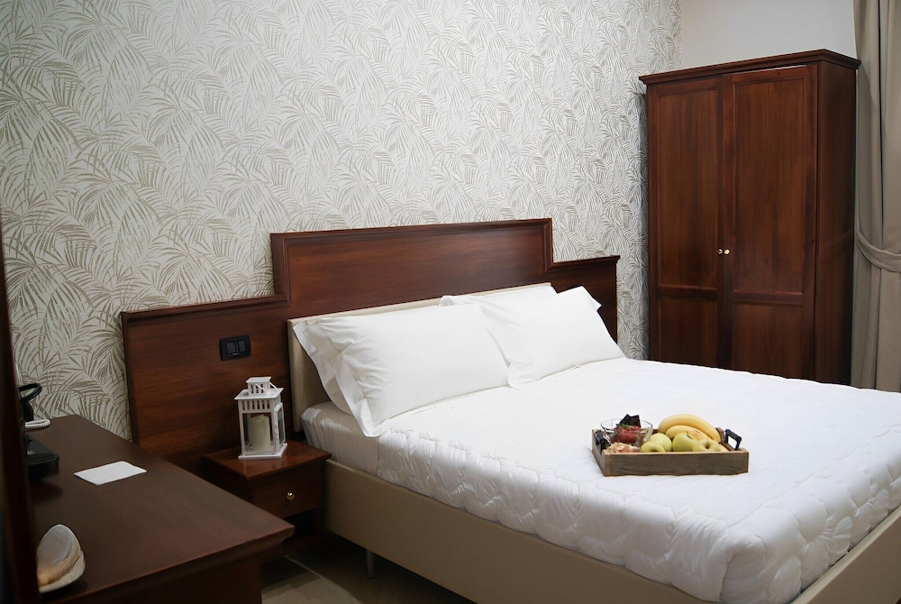 Hotel Esposizione Roma 11/23