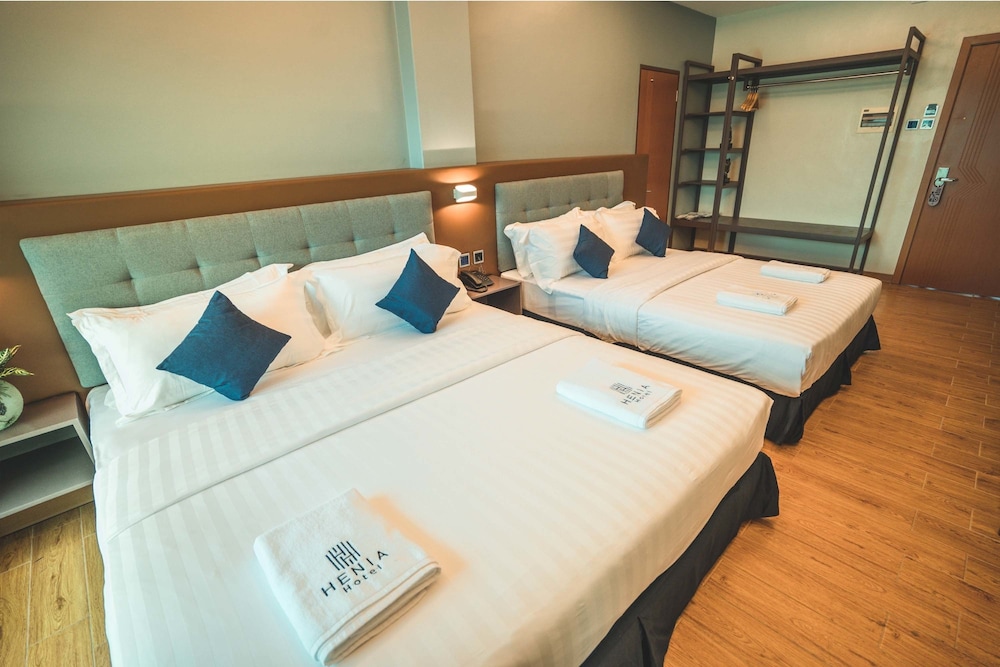 Henia Hotel 14/45