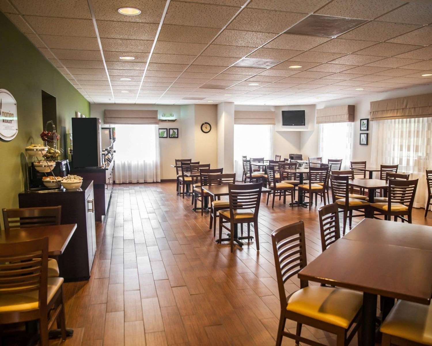 Sleep Inn and Suites Hagerstown 28/32