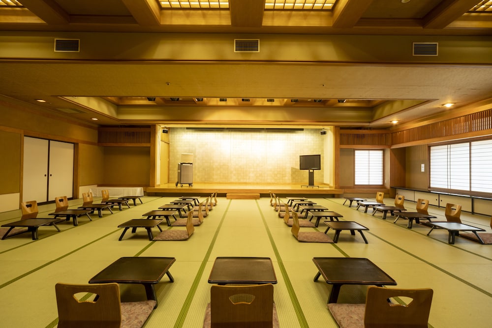 Hotel Miyarikyu 38/50