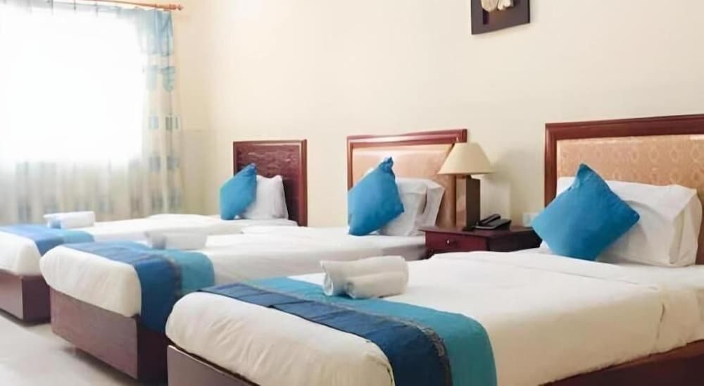 New Rose Boutique Hotel 11/66