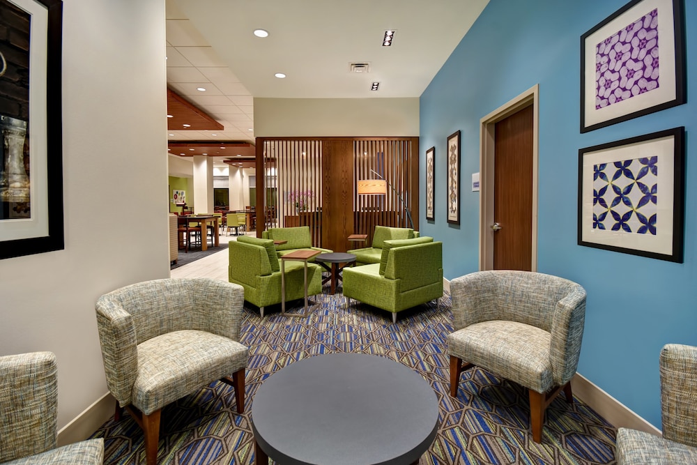 Holiday Inn Express Suites Galveston Beach 36/65