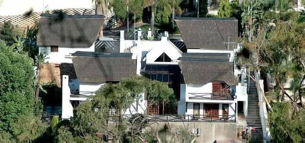 Coral Tree Inn 36/43