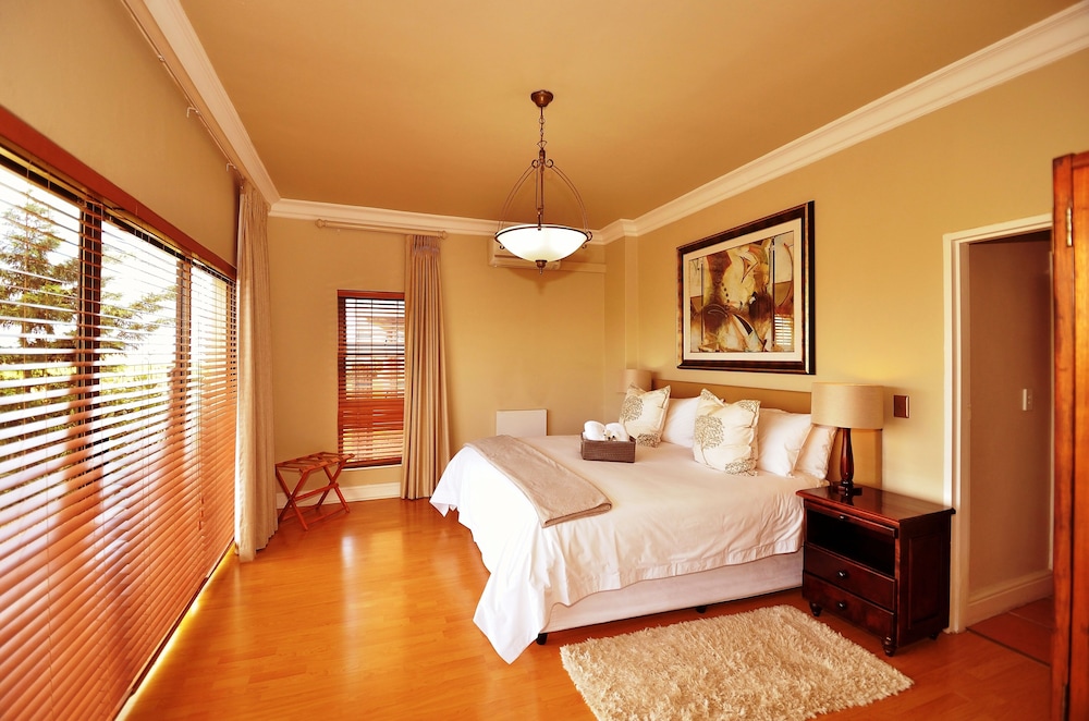 Casa Mia Guesthouse 5/36
