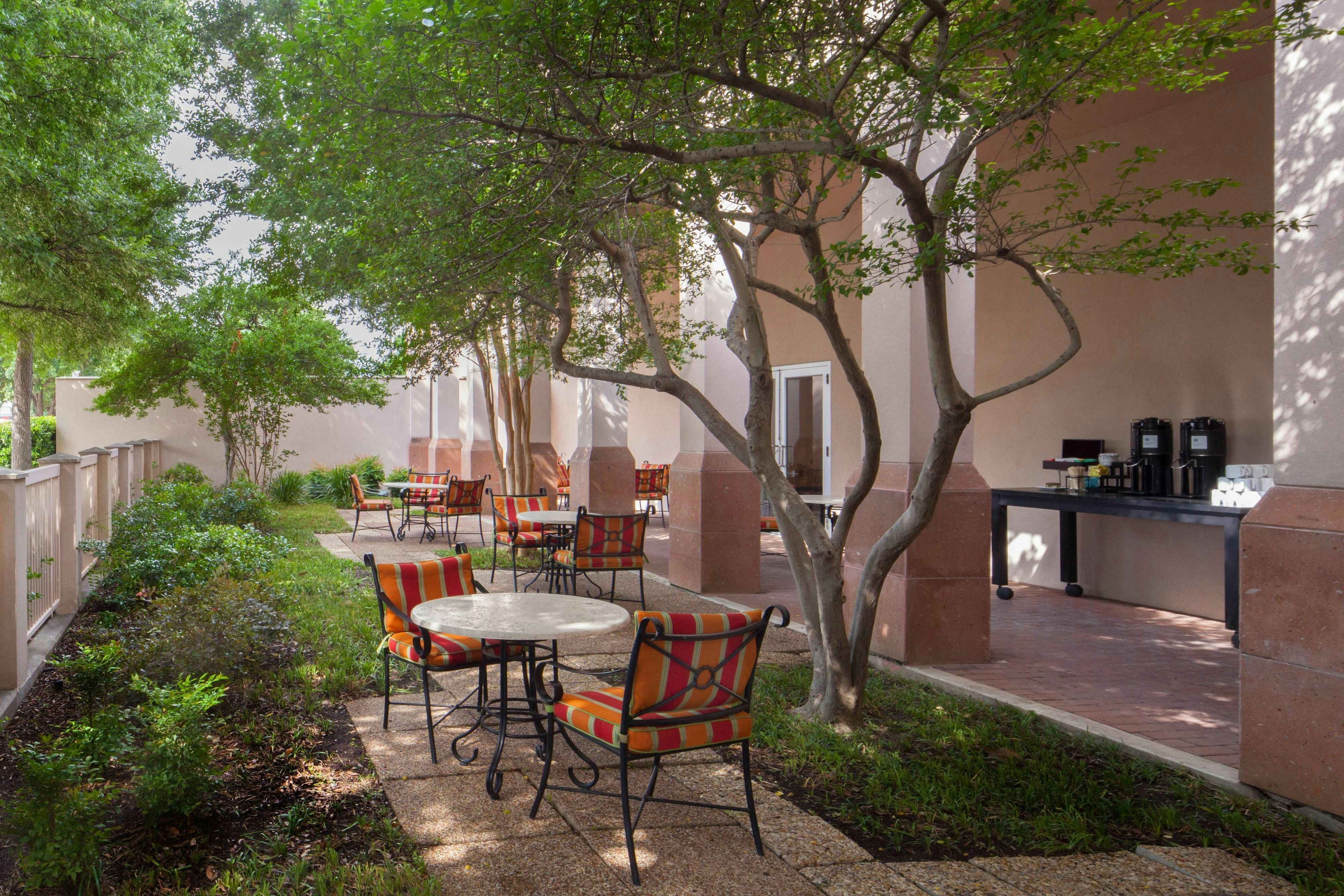 Marriott Suites Dallas Market Center 42/62