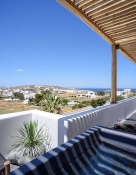 VRACHOS SUITES MYKONOS 3/75