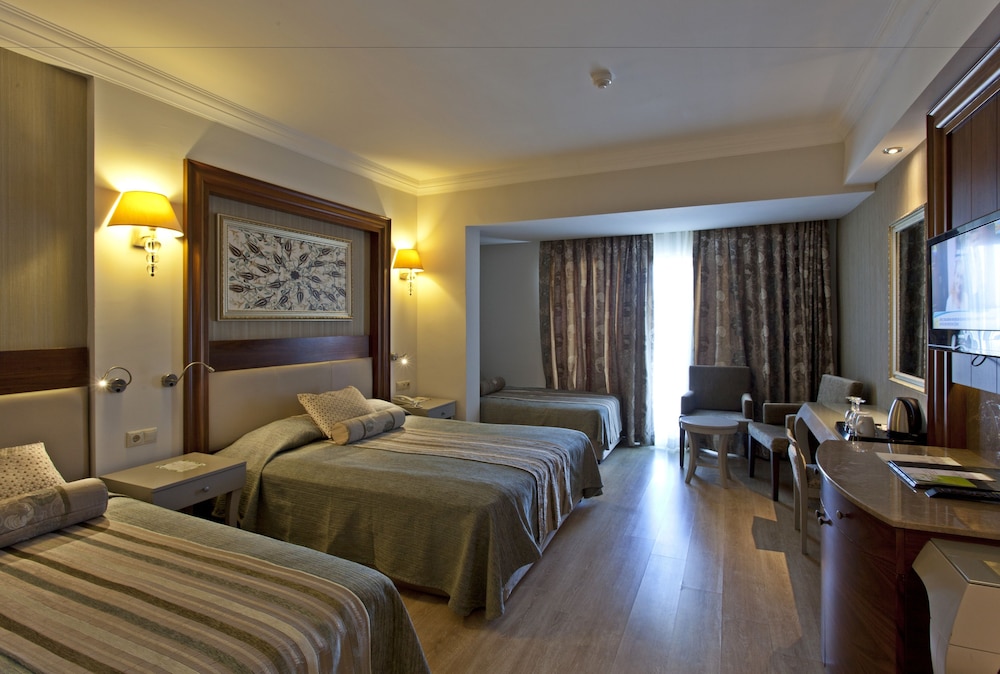 Side Star Resort 14/50