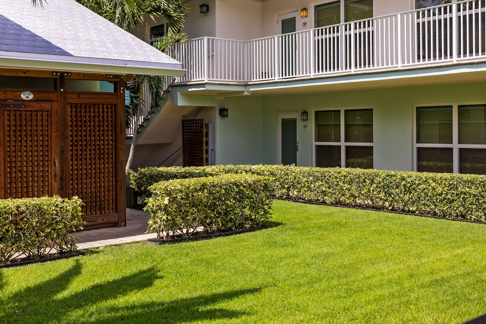 Sun Dek Beach House 49/56