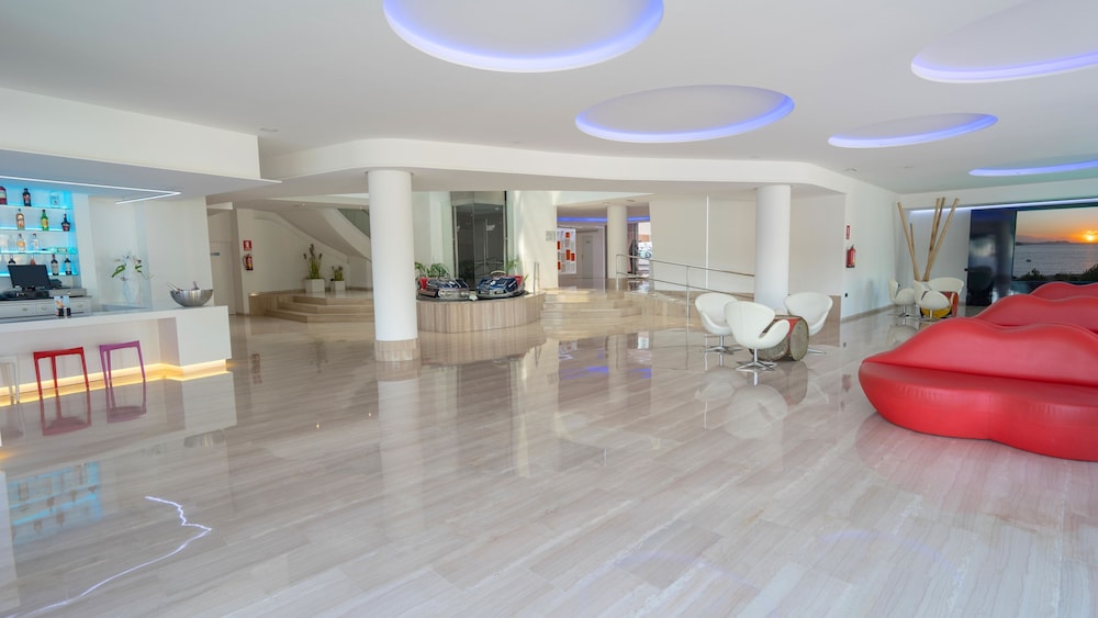 THB Ocean Beach - Adults Only 10/50